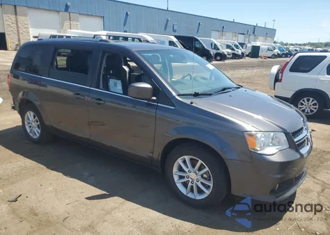 2018 Dodge Grand Caravan Sxt из США, поврежденный, VIN 2C4RDGCG7JR256205